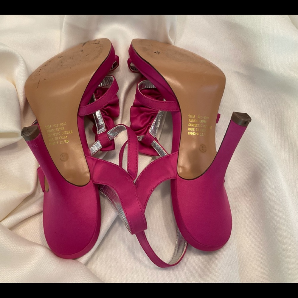 Sandals - Picture 4 of 4
